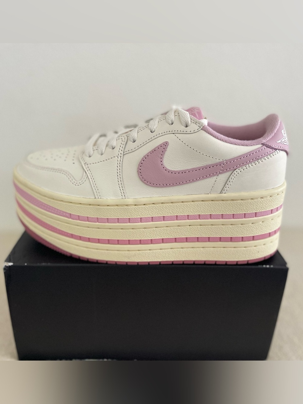 Size 8.5 - Nike WMNS Air Jordan 1 Triple Stack Pale Ivory HV8288-101 Women's NEW
